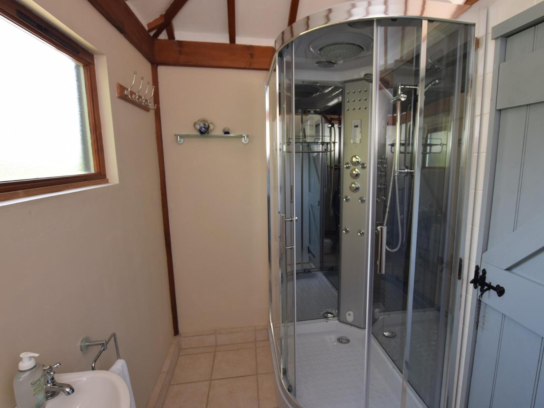 5 Bed In Smarden 76428 Villa Екстериор снимка