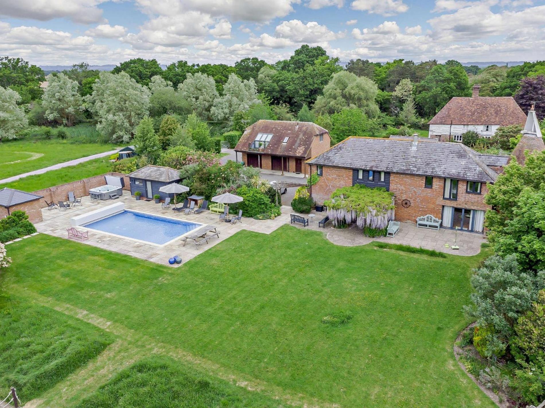 5 Bed In Smarden 76428 Villa Екстериор снимка