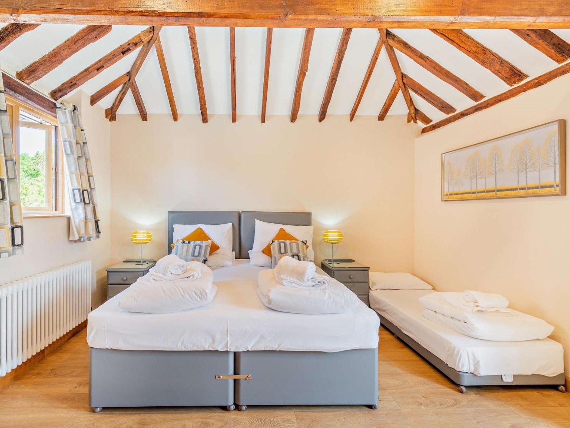 5 Bed In Smarden 76428 Villa Екстериор снимка